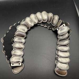 Vintage Silver Tone Metal Snake Scale Elastic Stretchy  Belt w/Medallion Clasp